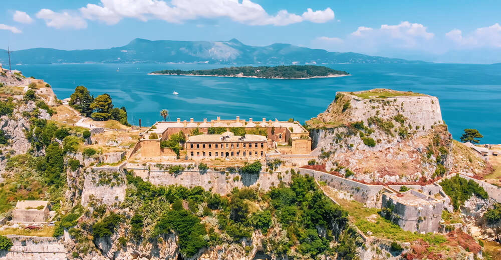 Панорама острова Корфу и главные достопримечательности Корфу 