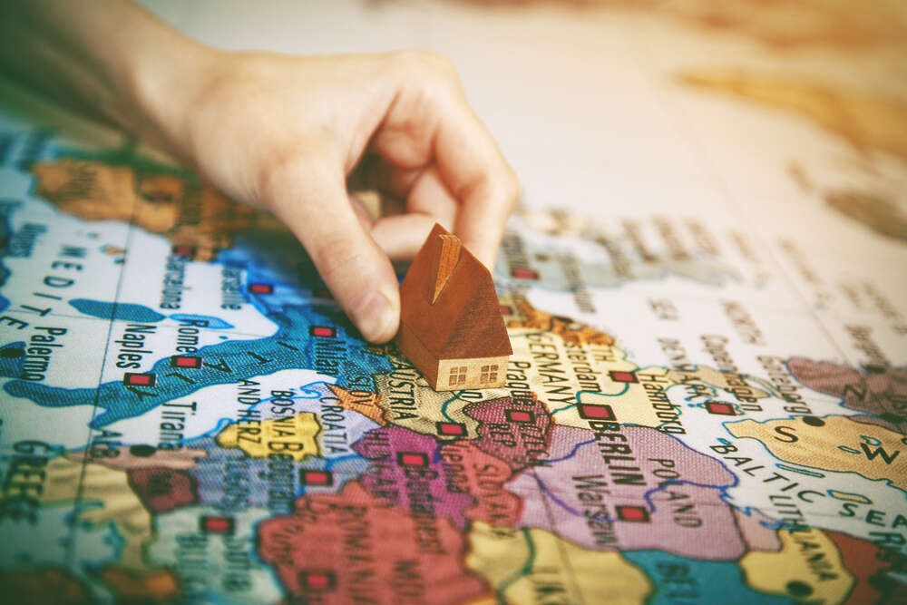 Selftested what is couchsurfing and how to use it Travellizy