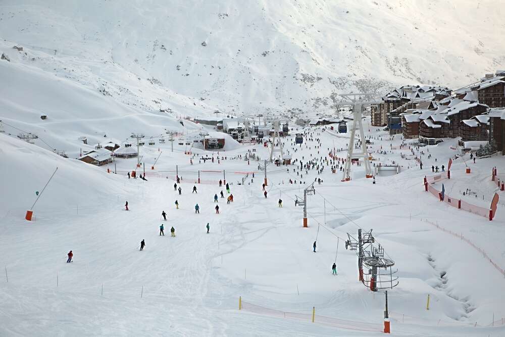 People skiing at Val Thorens