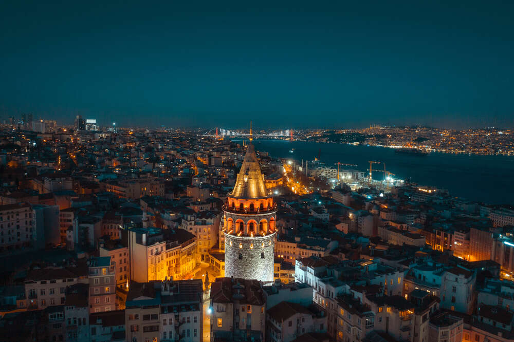 Стамбул, вид на Галатскую башню с высоты 
