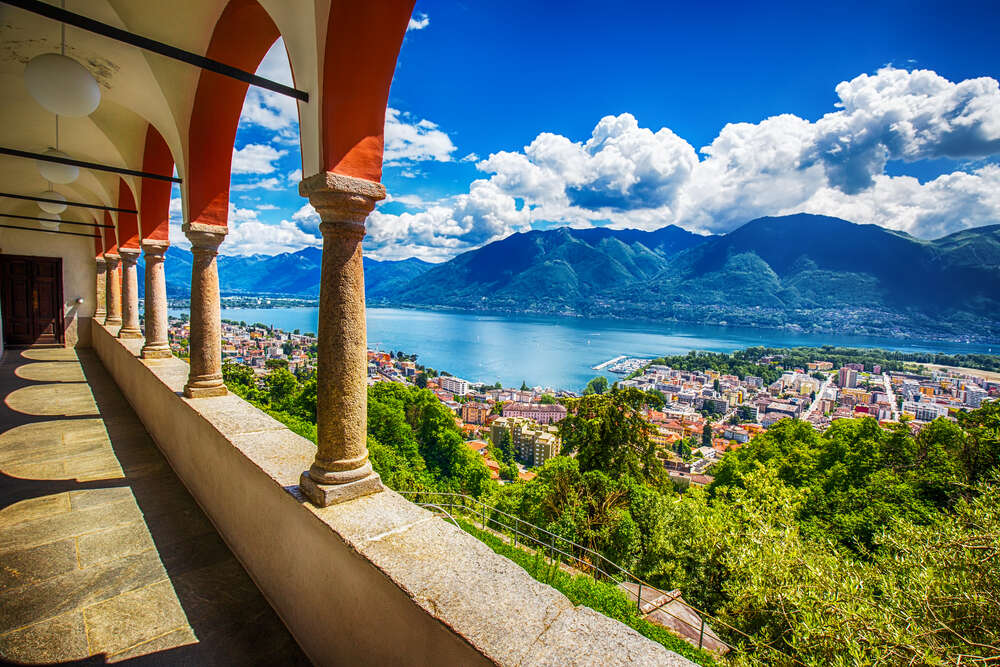 Italian miracle: one day on Lake Maggiore and the Borromean Islands