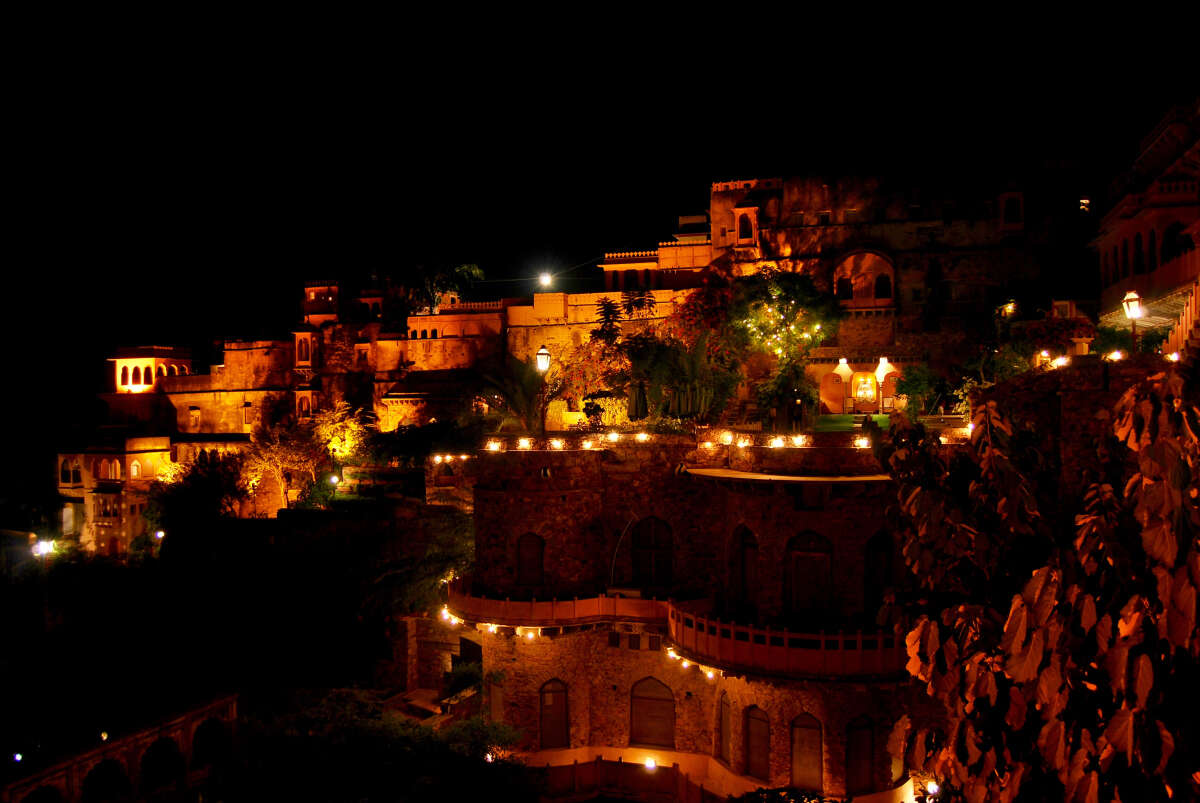 Neemrana Fort