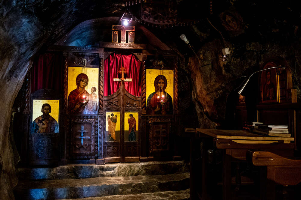 Монастырь Дайбабе в Черногории 