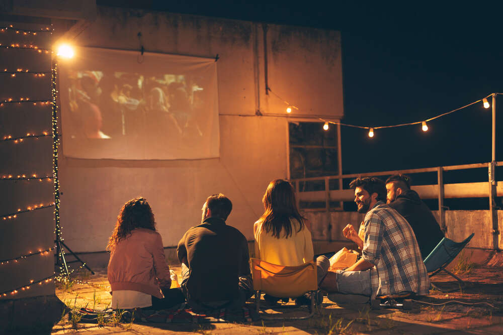 Films about travelers and pioneers