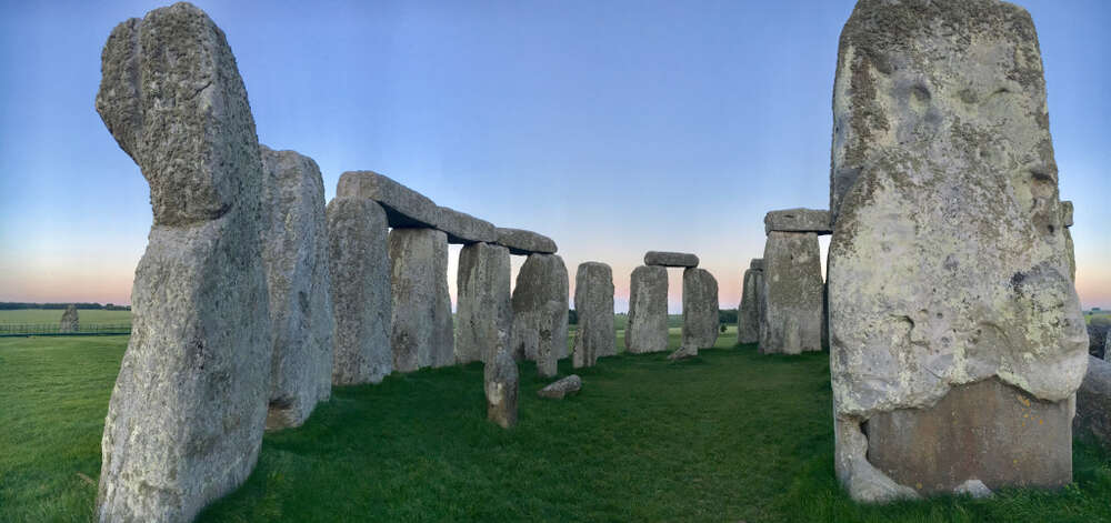 stonehenge stones