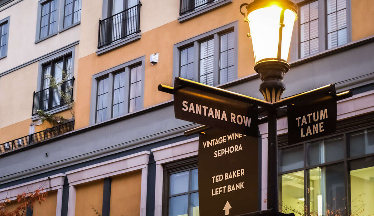 Santana row signs