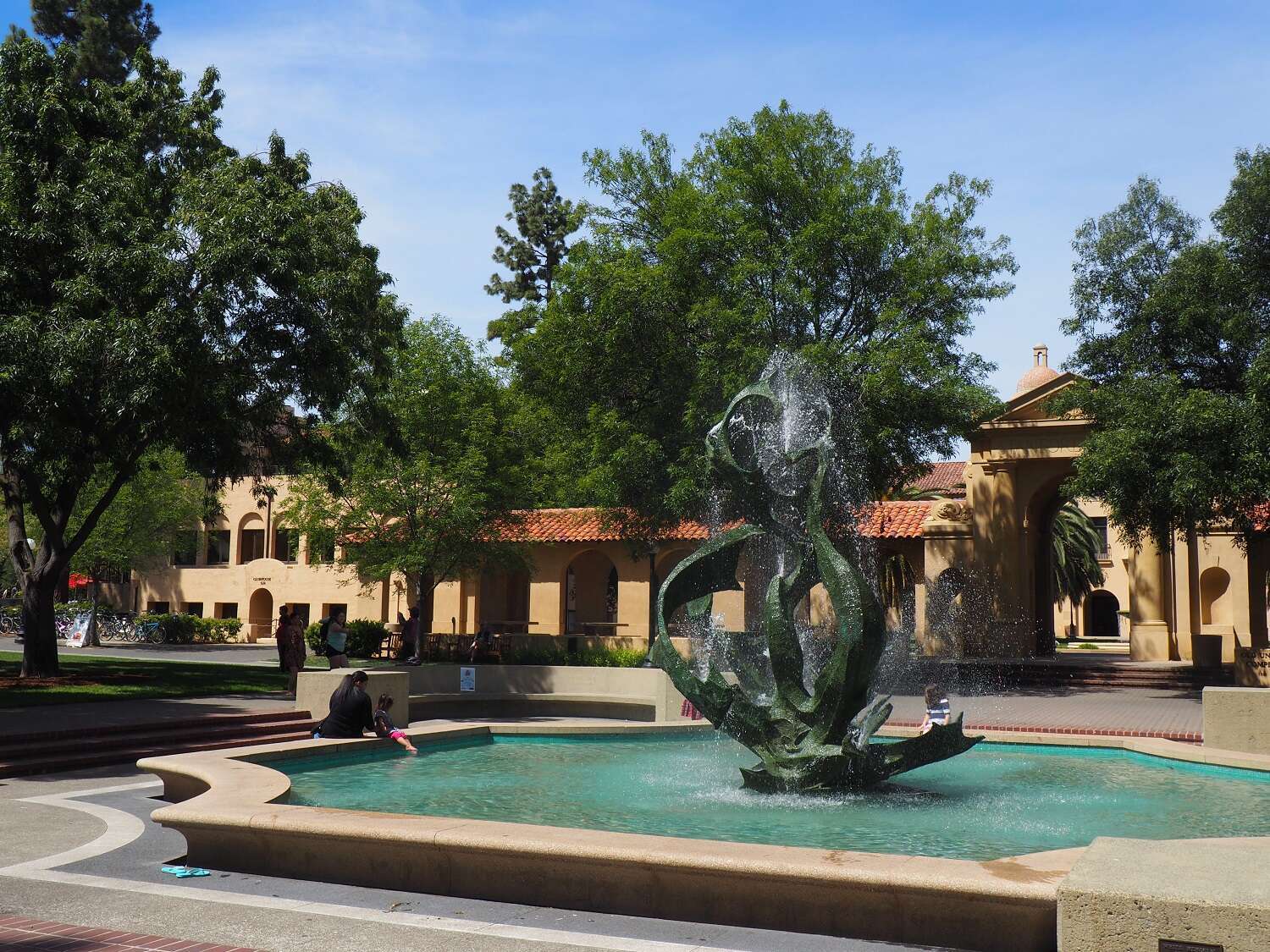 stanford campus self guided tour