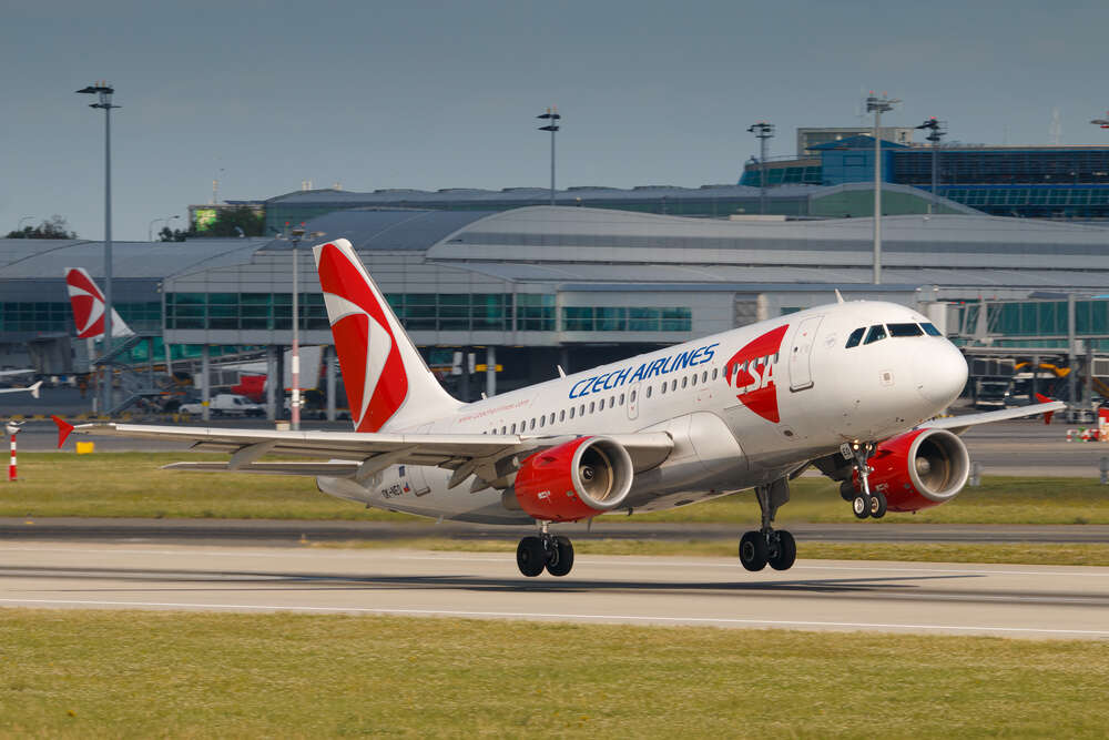 Czech Airlines и Lufthansa возобновят полеты из Украины: стоимость билетов