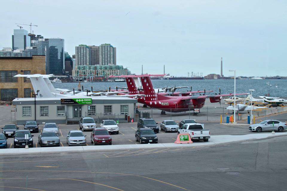Billy Bishop. Ein ungewöhnlicher Flughafen in Toronto