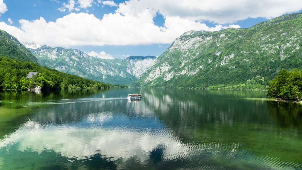Озеро Бохинь, Словения 