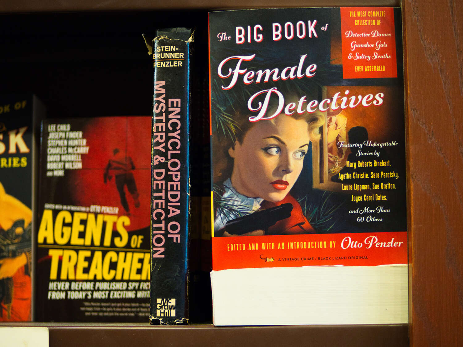 Женские книги и романы в США