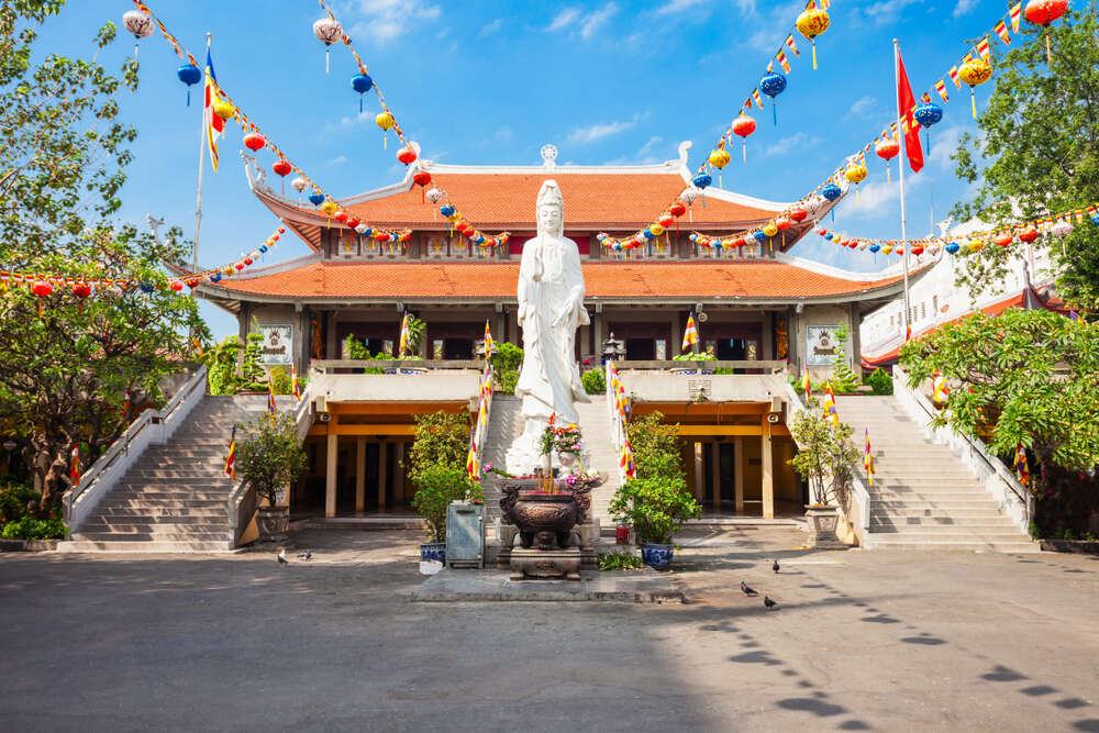 Vinh Nghiem Temple