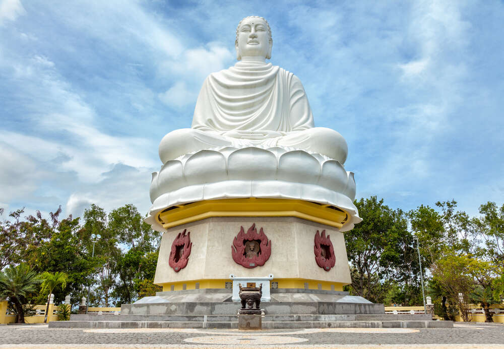 Große Buddha-Statue 