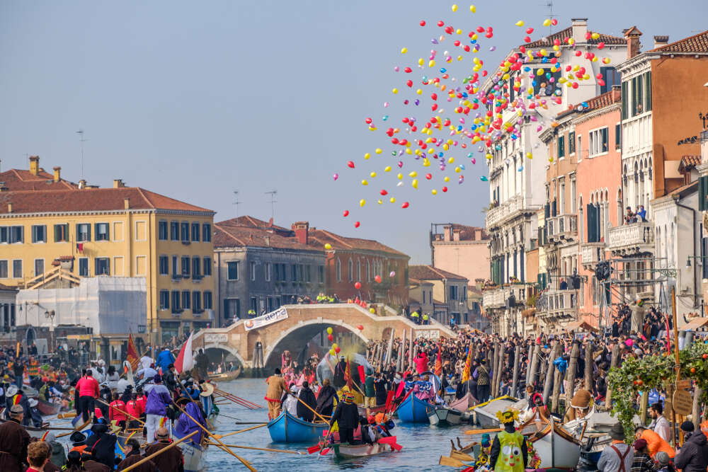 Авиабилеты, билеты на Венецианский карнавал, карнавал в Венеции 2022
